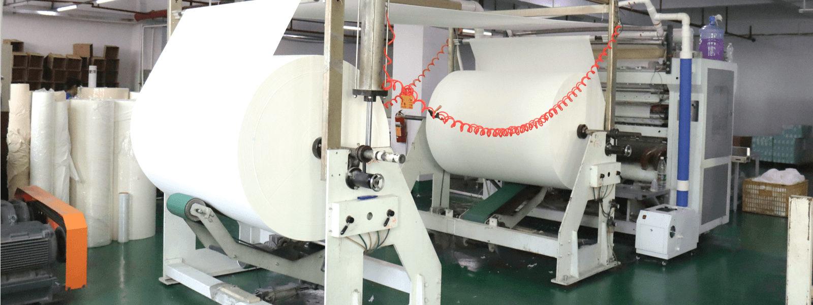 máquina de rebobinamento de papel higiênico linha de produção de equipamentos de conversão